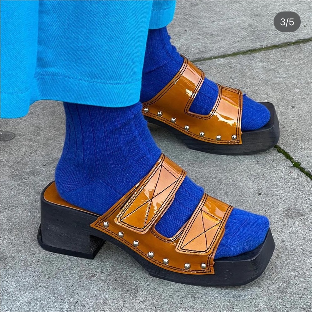 Miista - patent Pami sandals